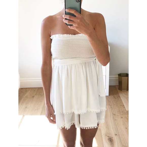 🟡 SALE! CANCUN White Strapless Babydoll Romper - Picture 3 of 6